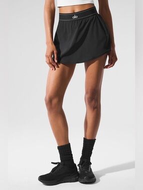 Alo Match Point Tennis Skirt Sz XS Black Built-In Shorts EUC